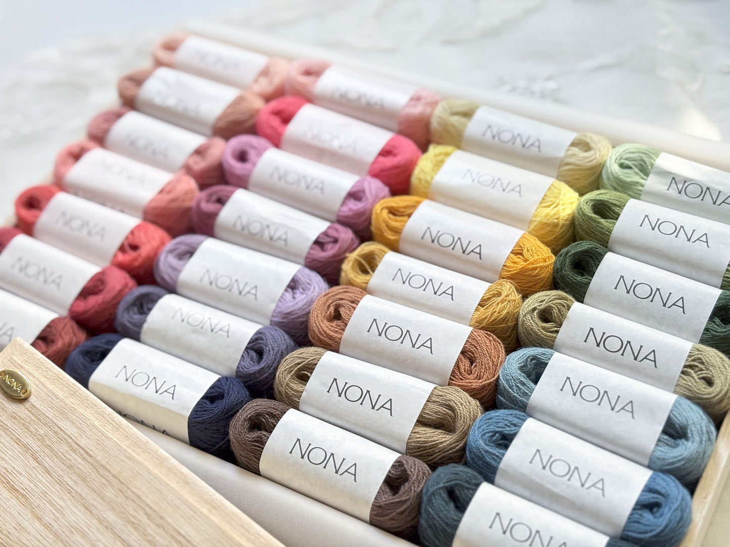 草木染め糸BOX - NONA細糸28色セット
