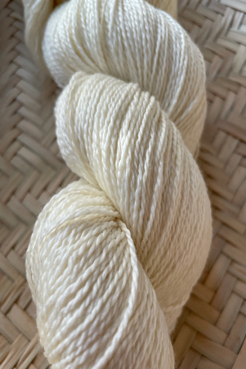 アトリエNONAの草木染めウールキット DYE WOOL YOURSELF