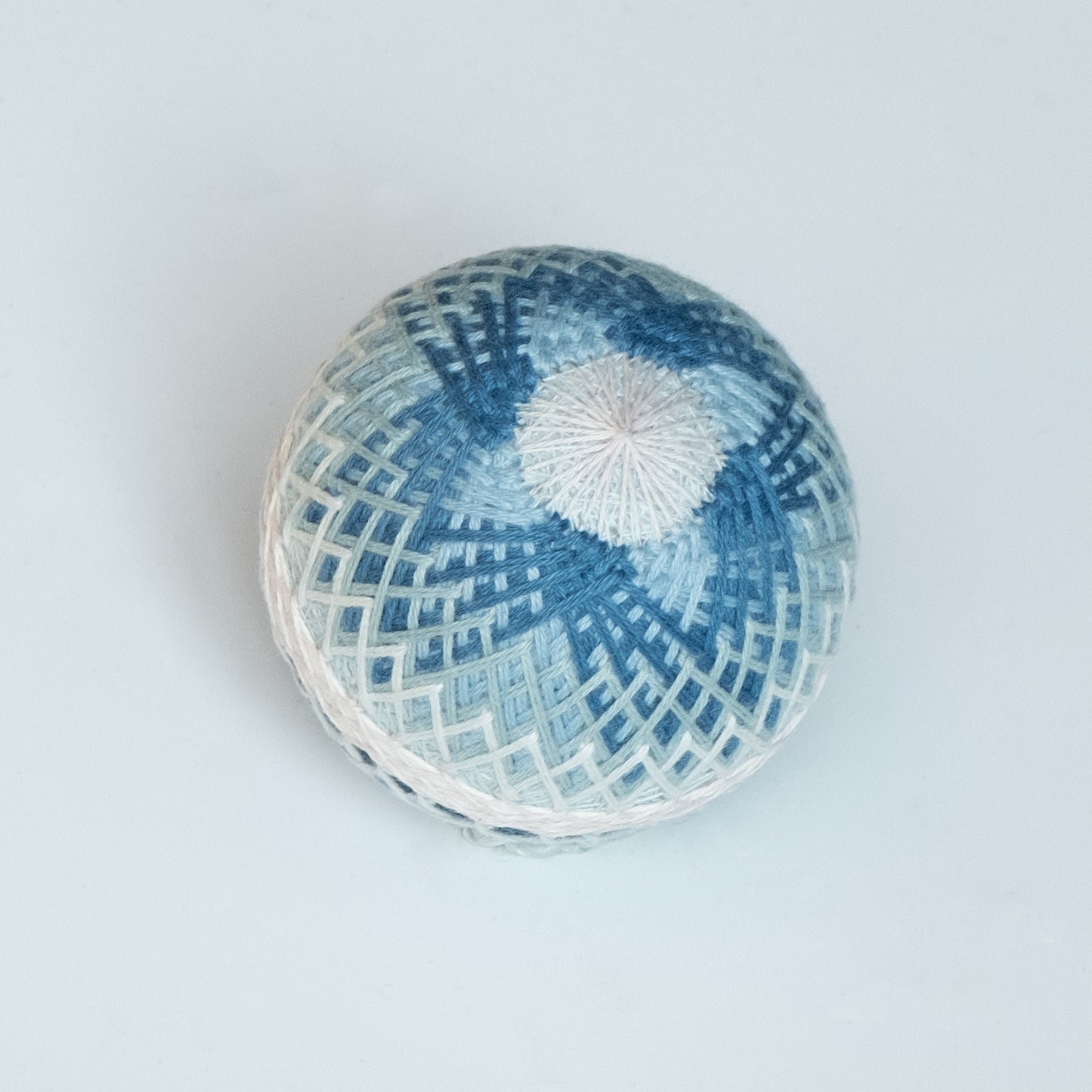 "Morning glory, Moonflower" - Temari Bouquet "Indigo Flowers"