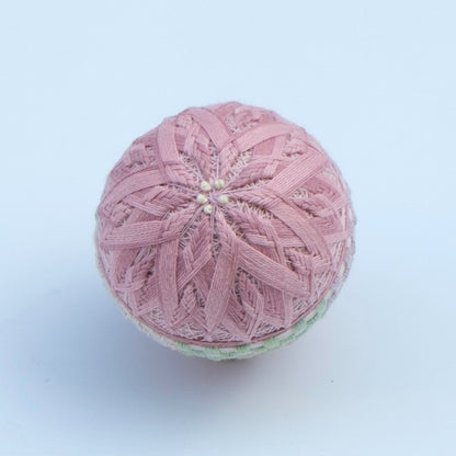 『八重桜』 - Temari Bouquet "咲楽"