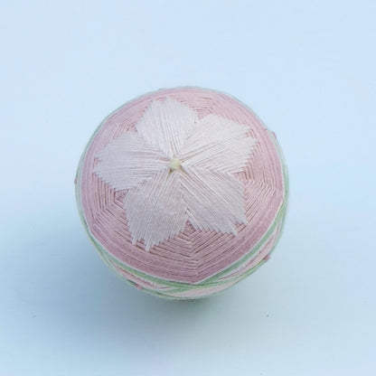『桜のことづて』 - Temari Bouquet "咲楽"
