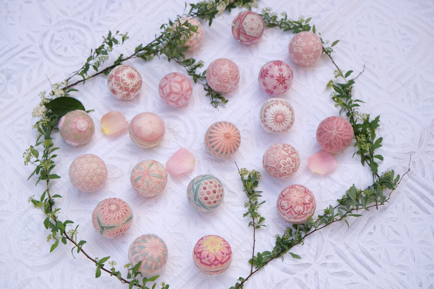 『春景』 - Temari Bouquet "咲楽"