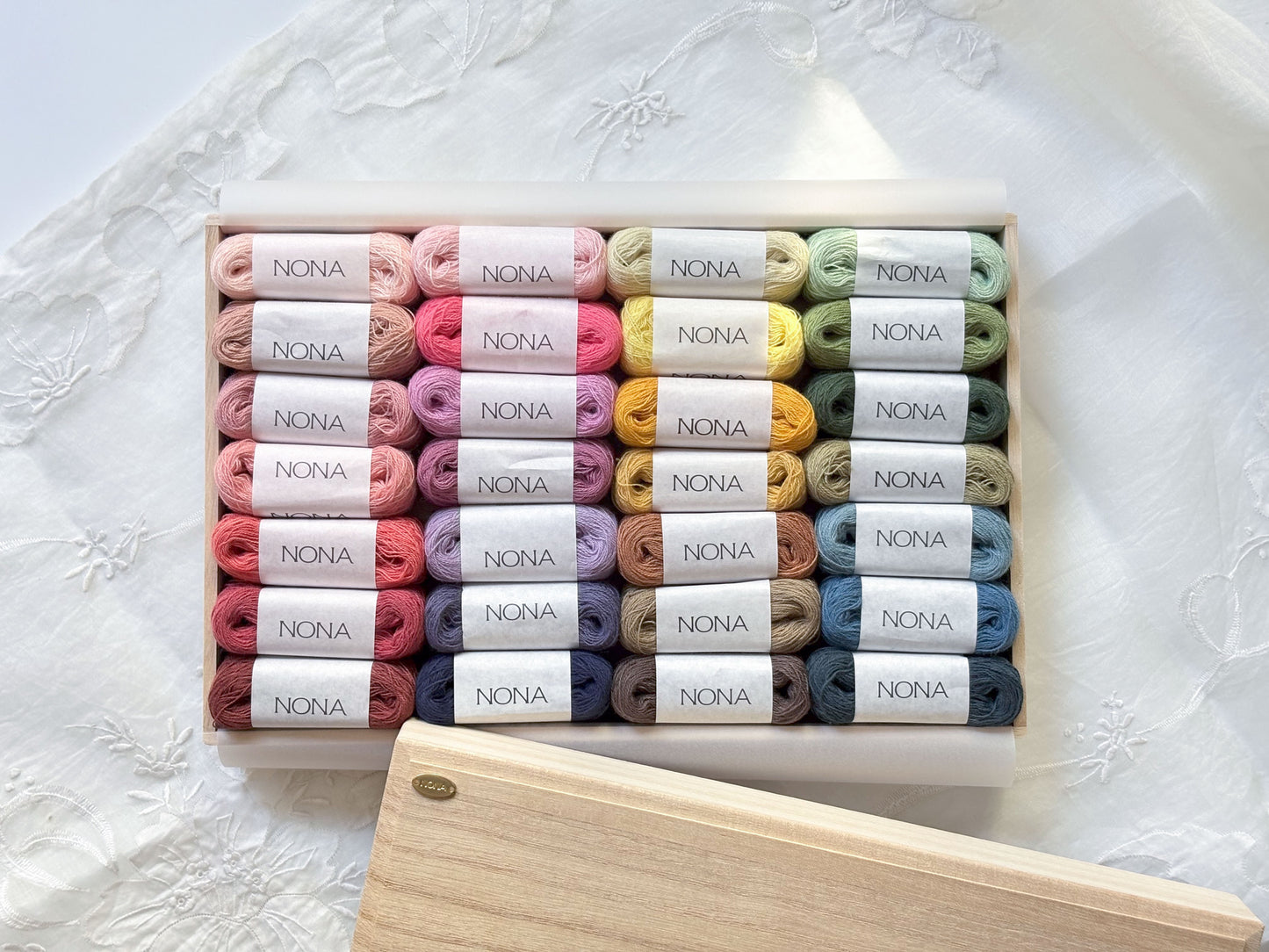 草木染め糸BOX - NONA細糸28色セット