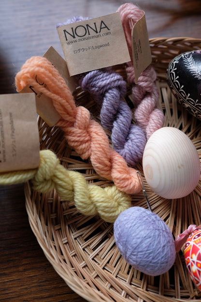 HINOKI darning egg and wool threads set